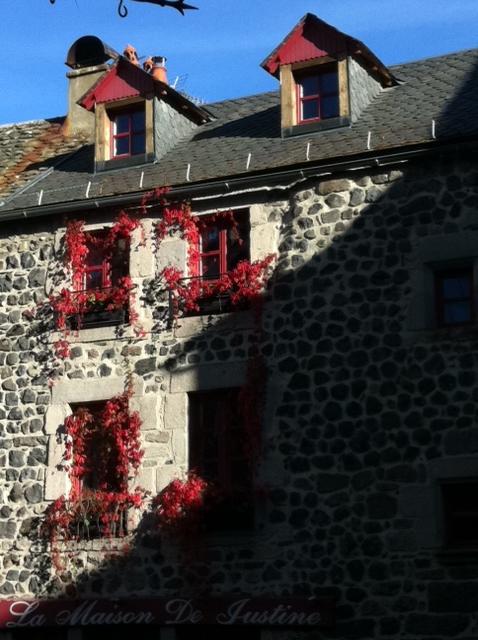 Hôtel La Maison De Justine à Murat  Extérieur photo