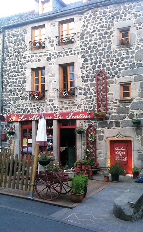 Hôtel La Maison De Justine à Murat  Extérieur photo